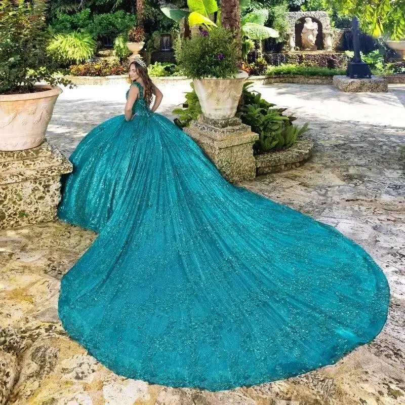 Emerald Green Quinceanera Dresses Princess Ballgown Sweet 16 Dress Off The Shoulder 3D Floral Appliques Puffy Prom Dress