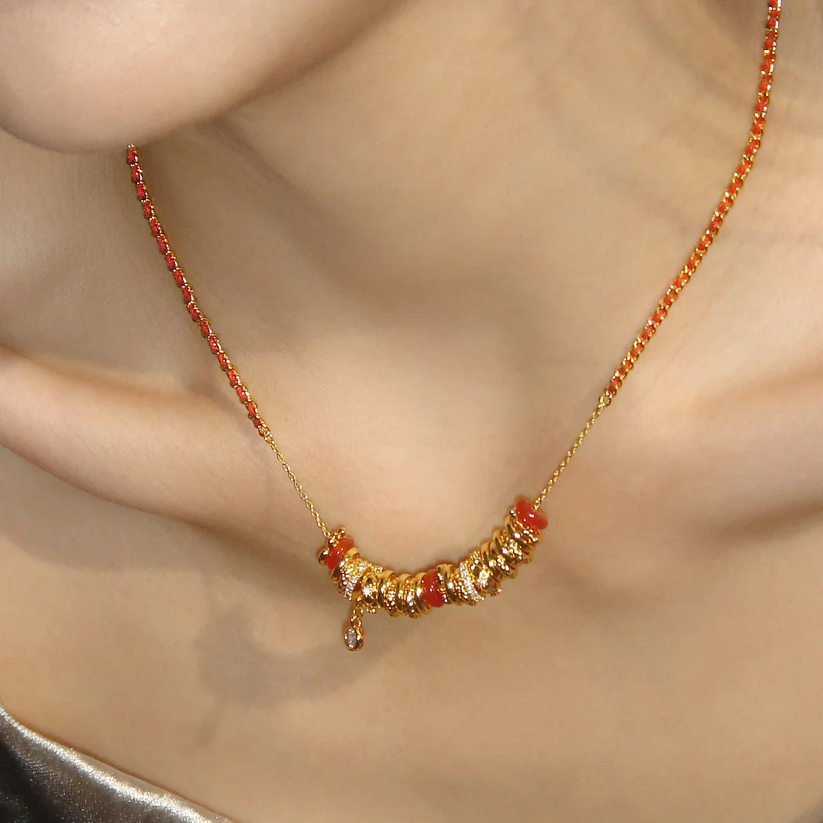 Boonee alus red rope woven agate transfer necklace women's new snake year natal year design sense collarbone chain