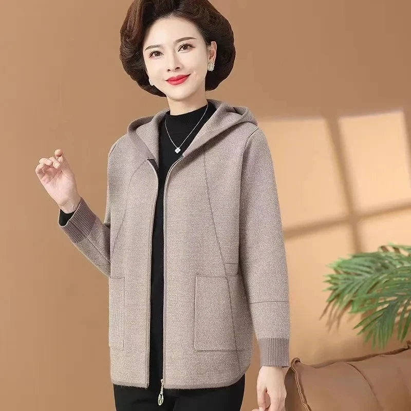 

2026 Spring Autumn New Woolen Jacket Middle-Aged Women Fashion Hooded Zipper Slim Short Coat Female Casual Outerwear Ladies Tops