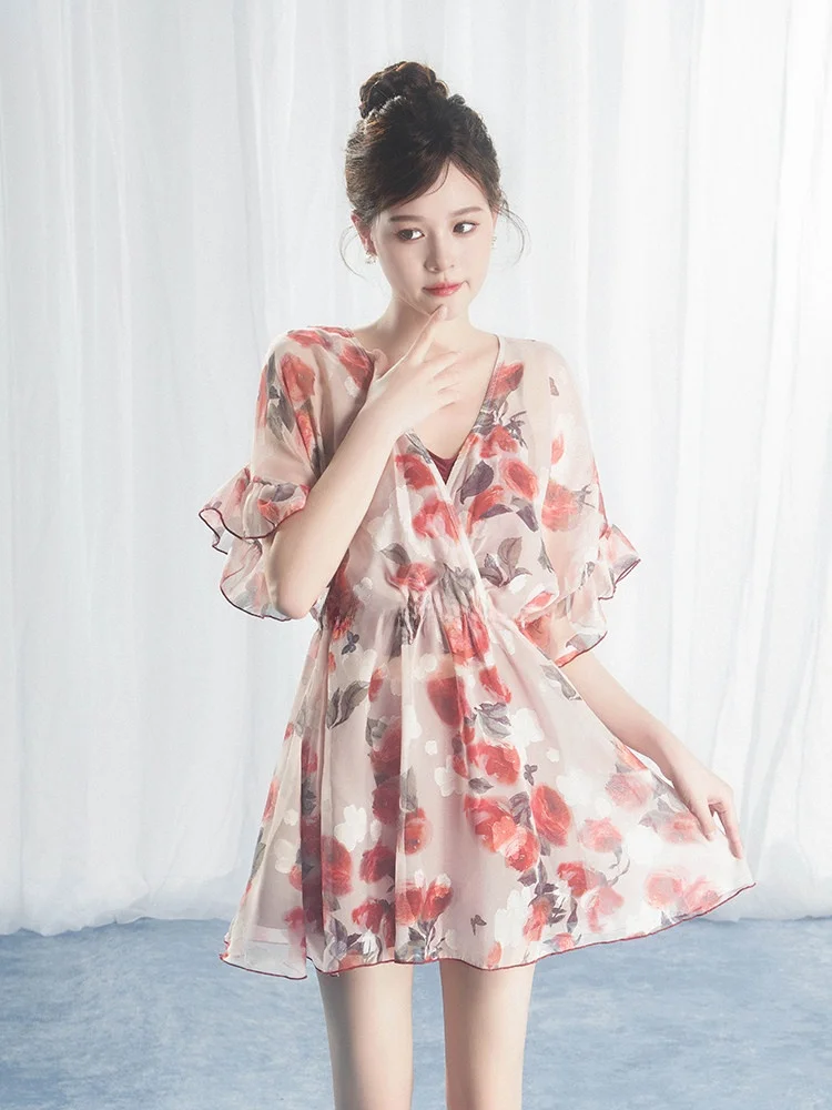 

Xu Su Su Yuzhi Pure Desire Slimming plus Size Girl Belly Covering Hot Spring Tee Piece Swimsuit Women's Bikini V Ne Long ...