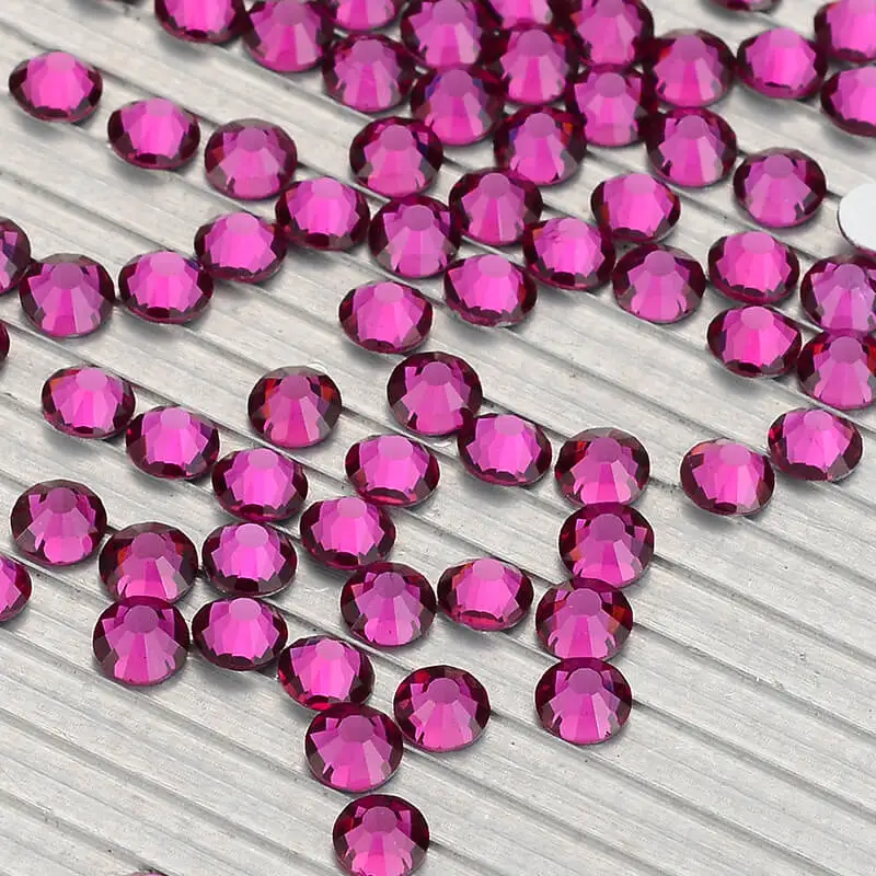 Fuchsia jasny SS3-SS50 szkło kryształowe nie poprawka Rhinestone Flatback dżetów błyszczące DIY strasy do ozdabiania paznokci pokrowiec na ubrania z