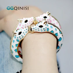 Hot Luxury Statement Giraffe Cuff Bracelet Animal Bangle for Women Gold Plating Multicolor Enameled Bangle Jewelry 6 Colors