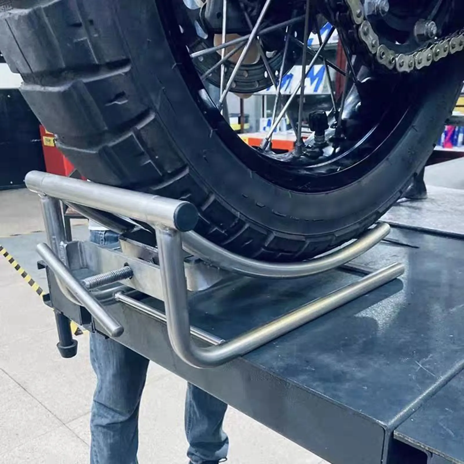 

Motorcycle Rear Wheel Holder Adjustable Steel Maintenance Stand for Tire Change and Repair