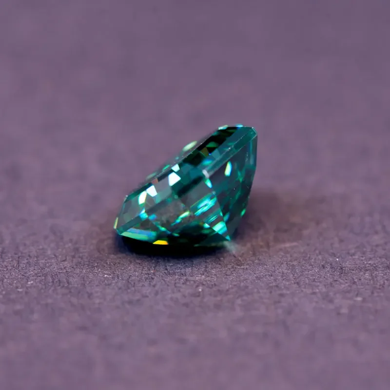 

Moissanite VVS1 Square Shape Asscher Cut Emerald Green Color Certificate Synthetic Gemstone
