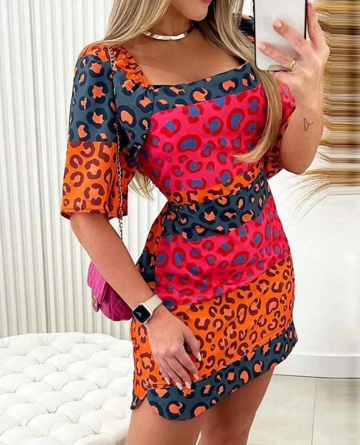 Frauen sexy Kleid Party Nacht kleid Vierkant hals Halbarm rücken frei gebunden Detail Color block Leoparden muster gerade Mini kleid