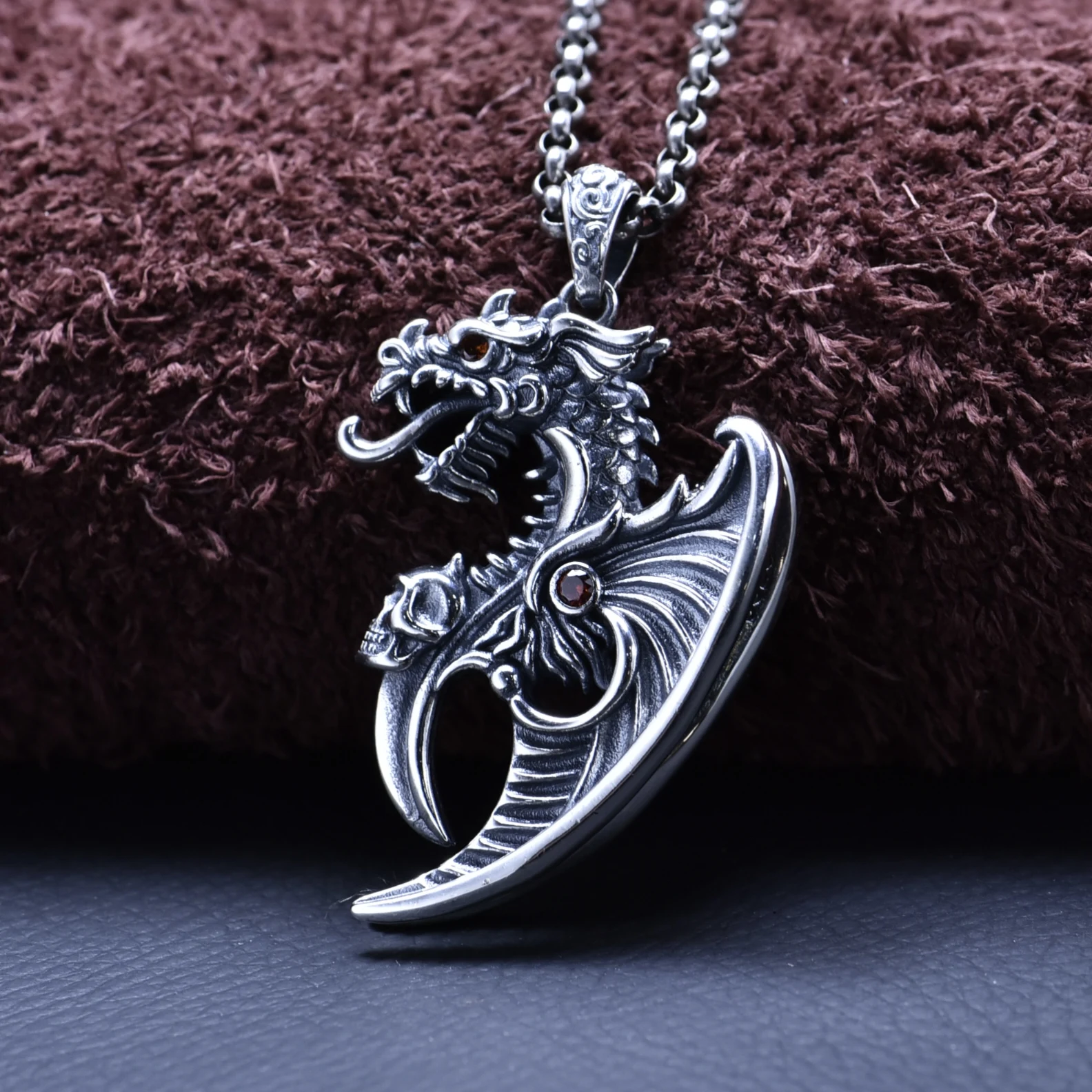 sterling silver pendant male domineering flying dragon skull pendant niche style design stylish creative retro jewelry trendy