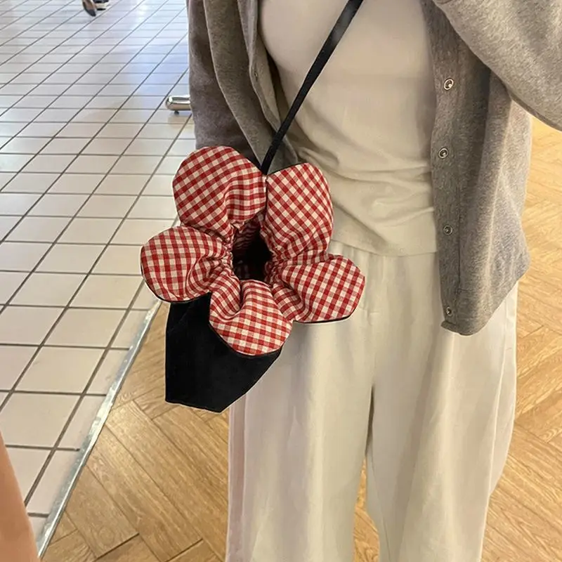 

New Flower Crossbody Bag for Students Large Capacity Korean Portable Mobile Phone Cute One Shoulder Commuting Bags