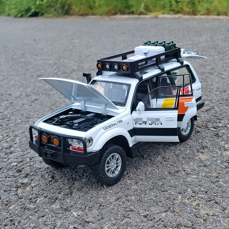 

1:24 Land Cruiser LC80 SUV Simulation Diecast Metal Alloy Model car Sound Light Collection Kids Toy Festival Gifts