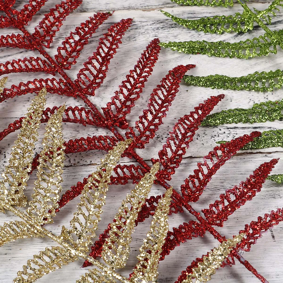 

12Pcs Simulation Leaves Realistic Plastic Plants Christmas Party Decorations Home Desktop Shelf Balcony Green Red Gold