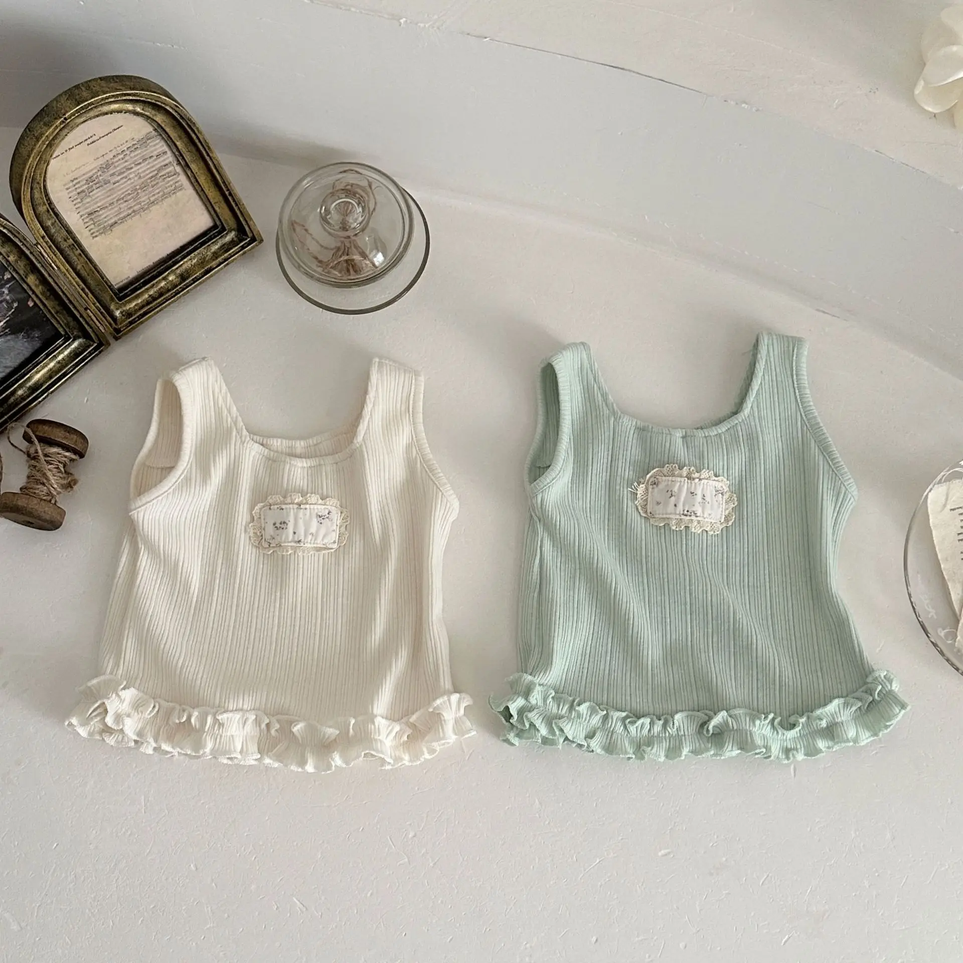 nova-blusa-regata-infantil-2026-com-estampa-floral-e-babados-para-meninas-de-6-a-24-meses-–-roupa-fina-e-macia-para-bebes