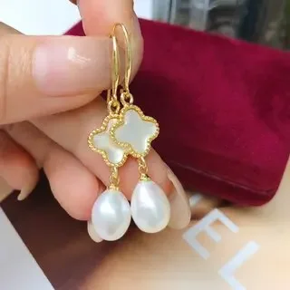 Freshwater Pearl Stud Earrings Rice-shaped Beads Niche And Unique Exquisite And Gentle Good Texture And Luster