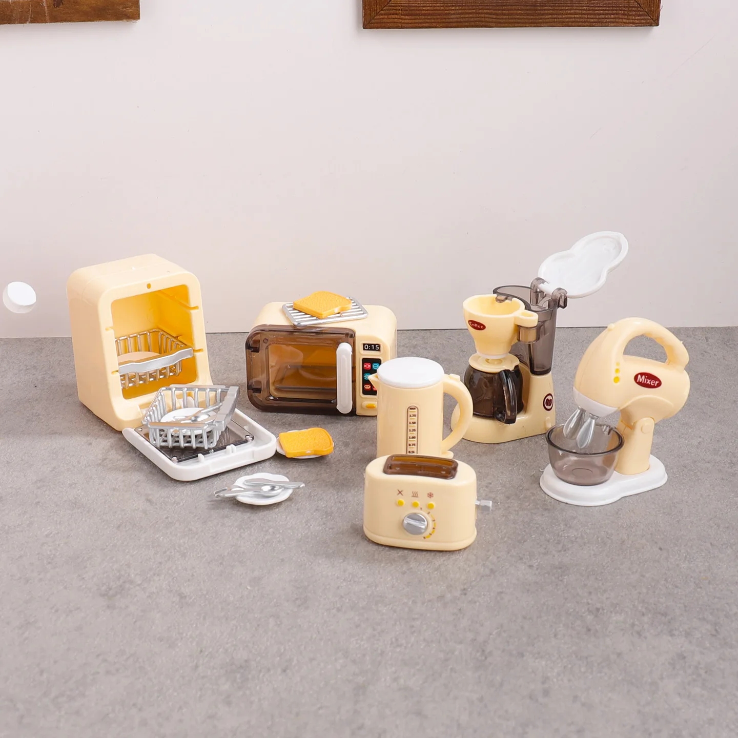 

New Toy Miniature Play House Scene Kitchen Set Simulation Small Appliances Coffee Machine Bread Machine Oven