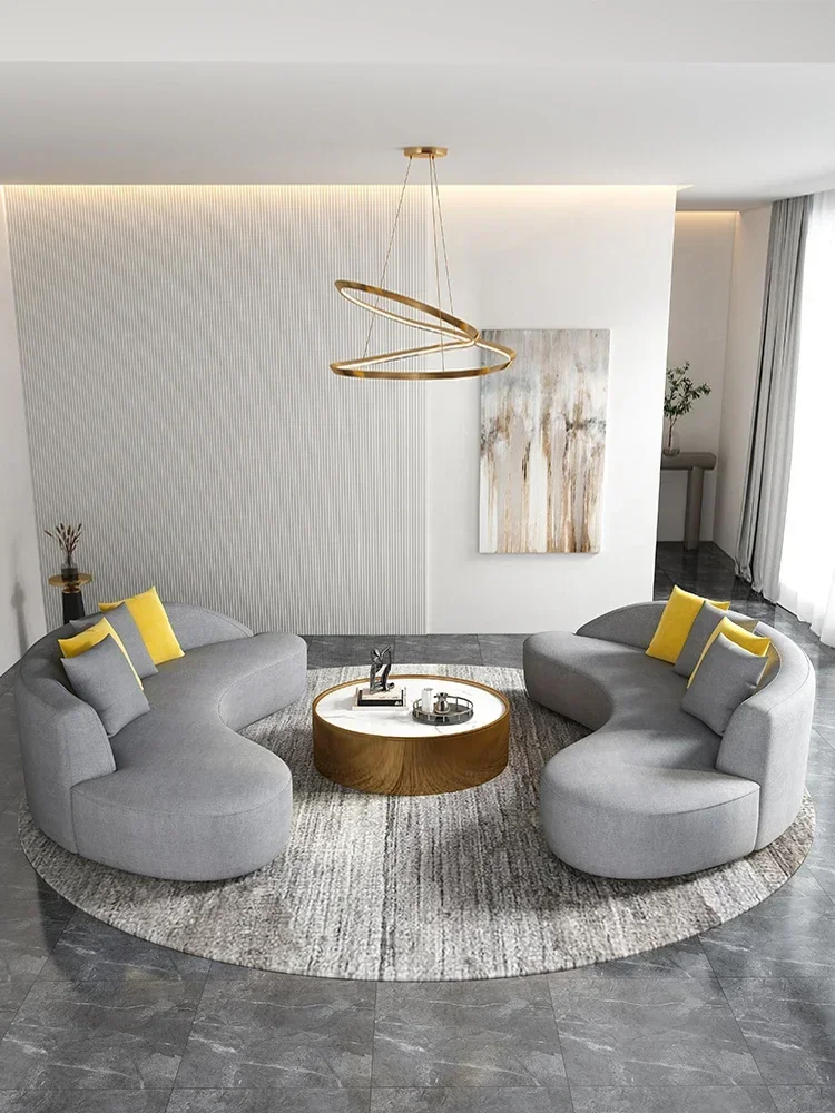 

Комбинация круглого дивана, изогнутая светлая роскошь, скандинавское минималистское современное сочетание вестибюля отеля, комплект для гостиной, уникальные креативные произведения