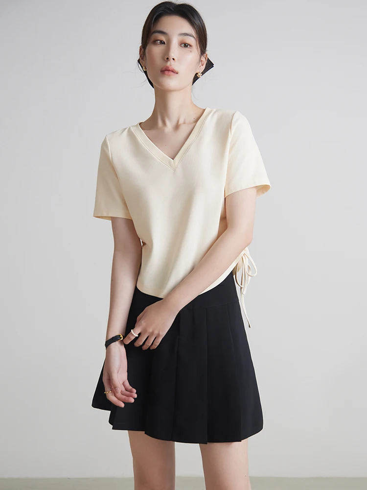 DUSHU Women Simple V-neck Versatile Commuter T-shirts Summer New Gentle Apricot Short Tees Front Shoulder T-Shirt 24DS82035