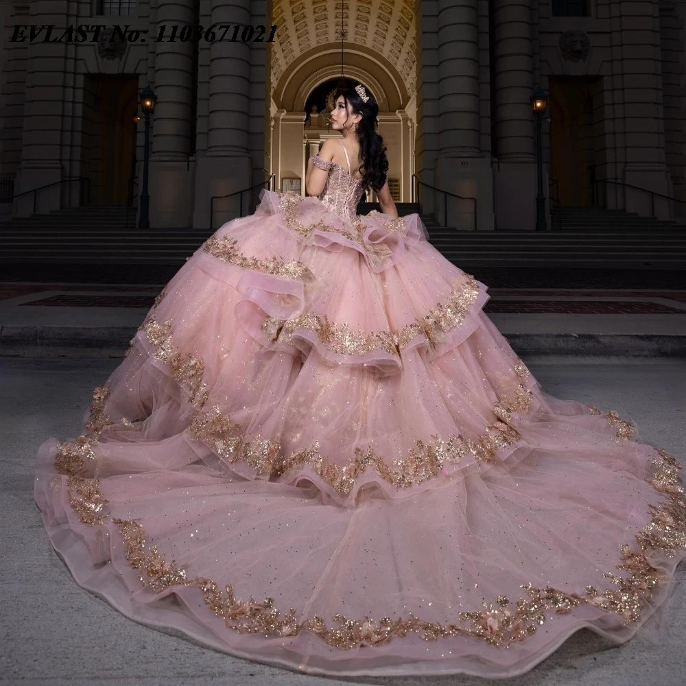 EVLAST ที่กําหนดเองสีชมพู Sequins Quinceanera Ball Gown ทองลูกไม้ Applique ประดับด้วยลูกปัดเม็กซิโกหวาน 16 Vestidos De 15 Anos SQ772