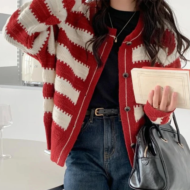 

Round O Neck Outerwear Cardigan for Women Loose Coat Casual Korean Style New in Knitted Sweater Woman Knitwear Youth Vintage Hot