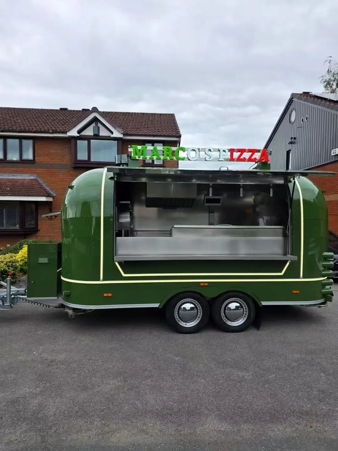 

Customized Burger Van Coffee Shop Smoothie Catering Trailer Mobile Waffel Hot Dog Cart Fast Food Truck Fully Equipped