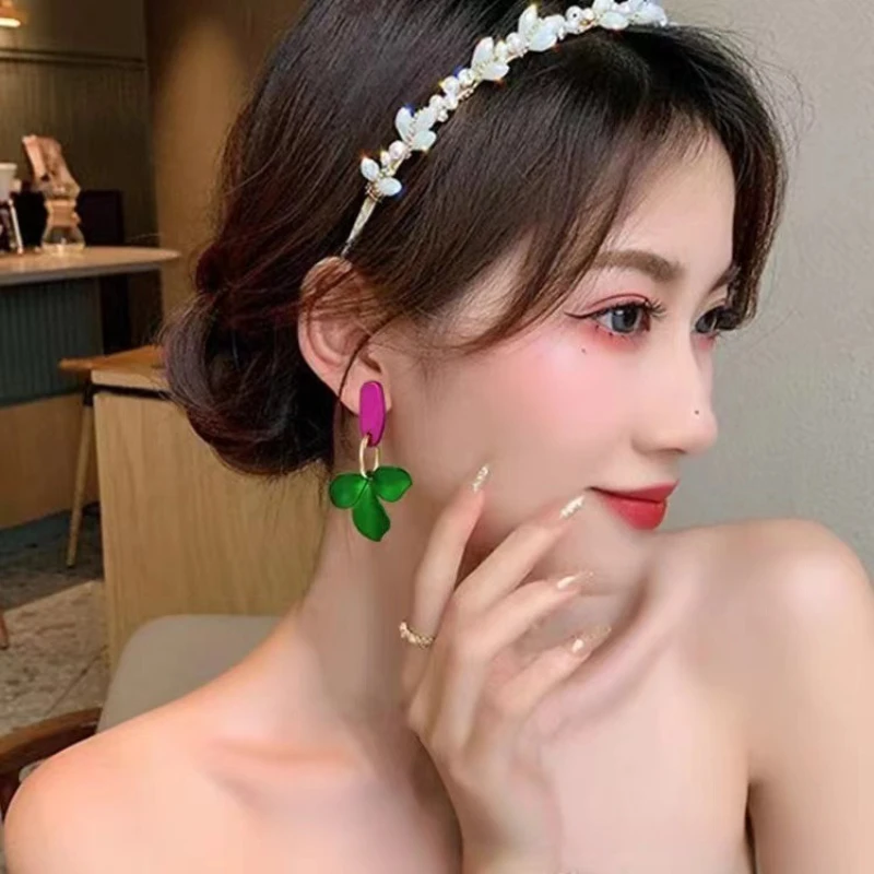 2024 Summer Trend Green Rose Color Flower Earrings for Women Personality Plant Exaggerated Flower Drop Earrings Fashion Jewelry