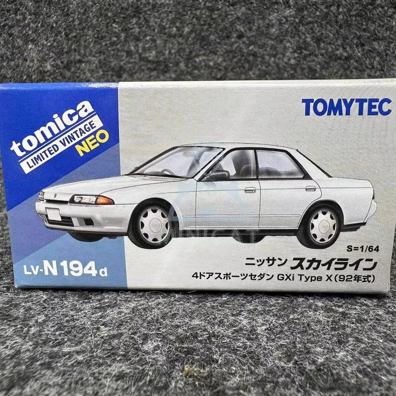 TAKARA TOMY TOMICA 1:64 TLV LV-N194d Nissan skyline GXi Type X alloy compression shaft miniature model, adult decoration