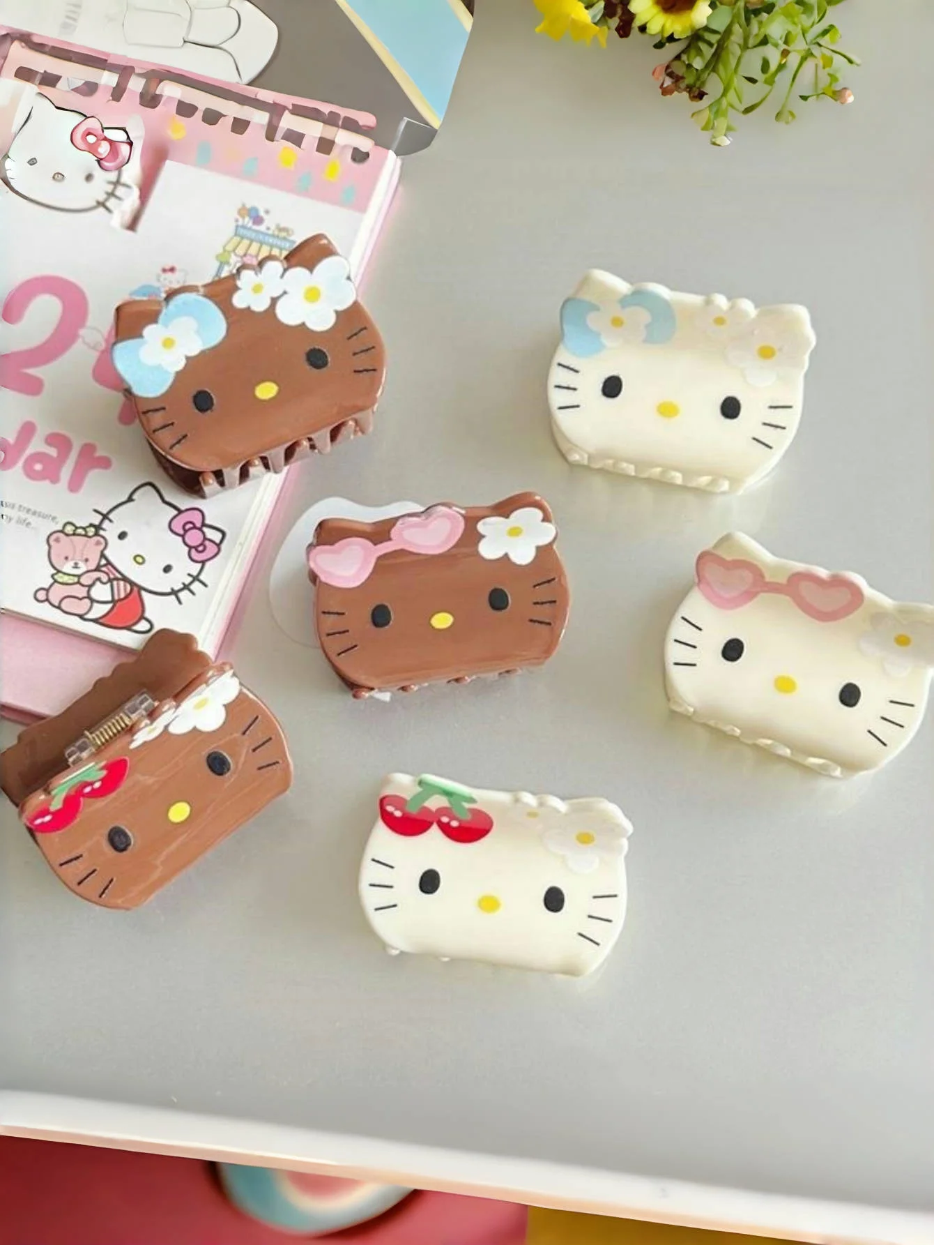 1 szt. Akrylowy klips do włosów Sanrio Hello Kitty Melody, urocze akcesoria do włosów z kreskówek, modne ozdoby do włosów