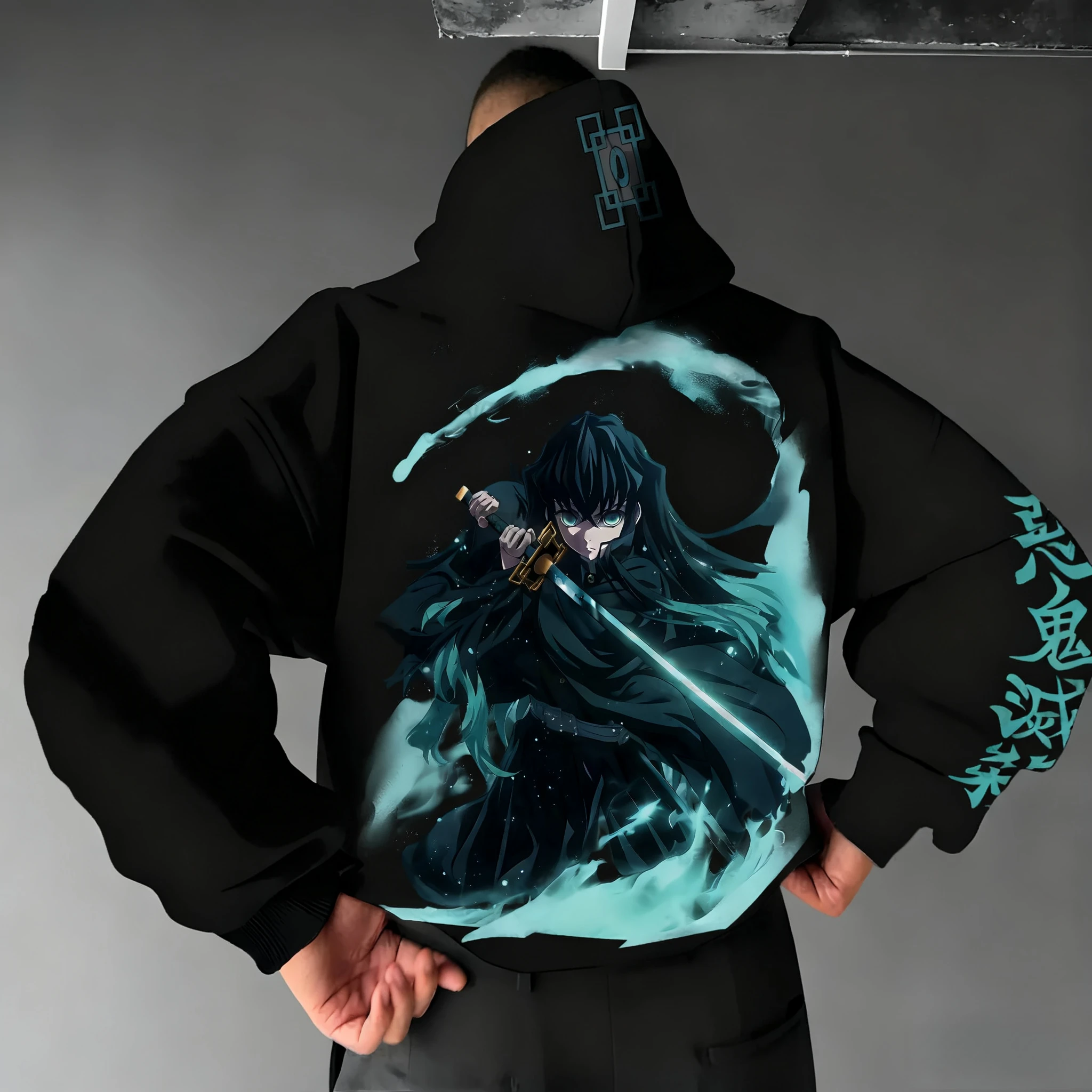 

Толстовка с капюшоном в стиле аниме «Убийца демонов», осень/зима 2021, новинка, мужской топ с принтом Tokitou Muichirou, американский тренд, повседневный свободный топ для родителей и детей