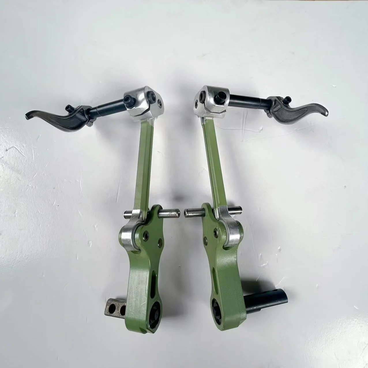 Roller bars for loom/textile parts LHS/RHS