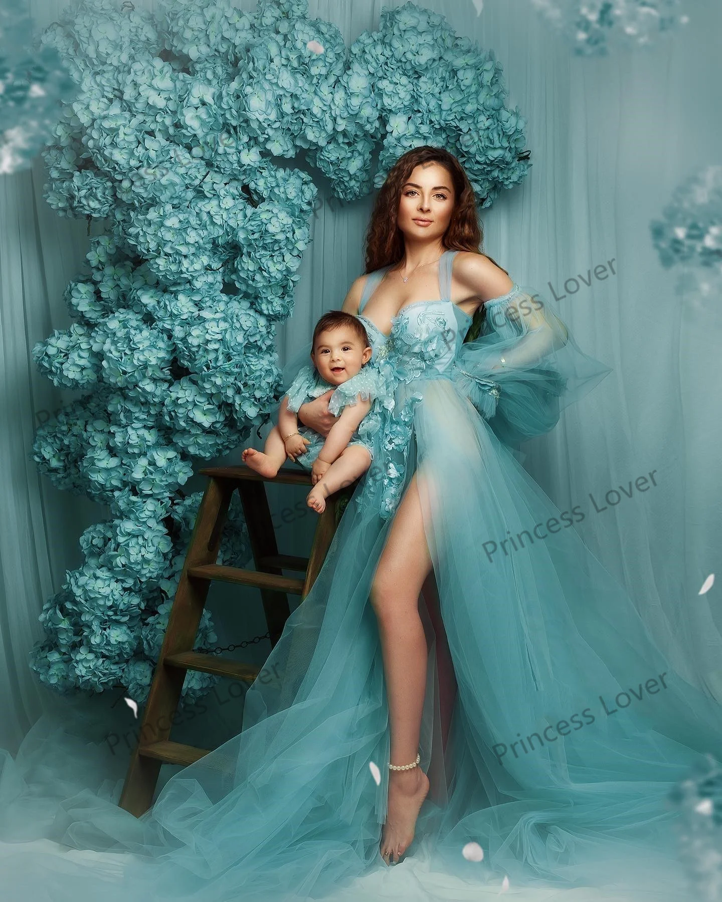 Blue Halter Neck Maternity Photoshoot Dress Empire Waist Prom Gown with Detachable Sleeves Baby Shower Dresses Floral Appliqued