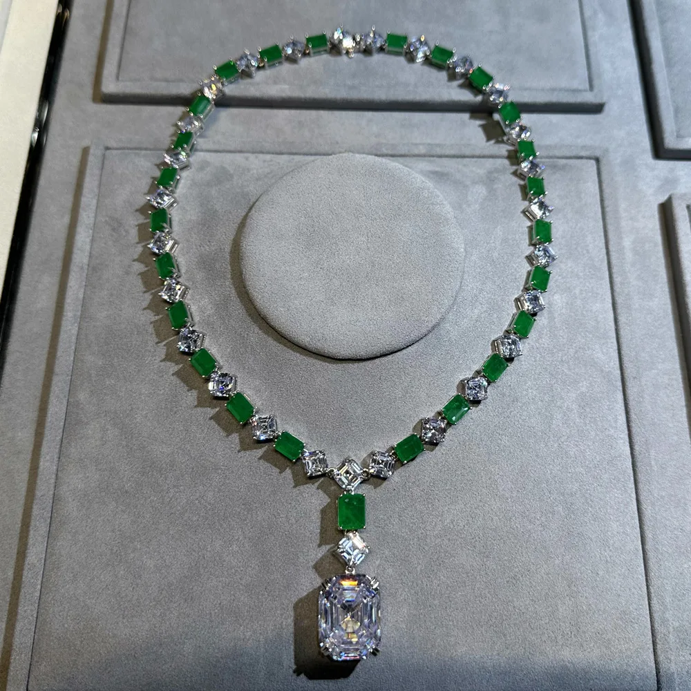 Collar con colgante de diamante de alto carbono de 62 quilates de lujo, 100% de gama alta, piedras preciosas de plata s925, cadena con cuello de Esmeralda, joyería fina