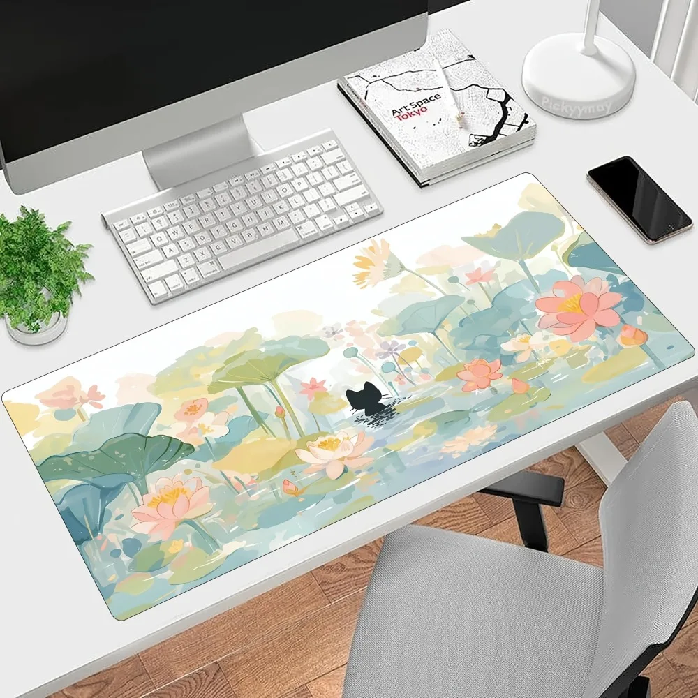 The model displayed beside the lotus pond is specially designed to offer a smooth keyboard experience, featuring a non-slip