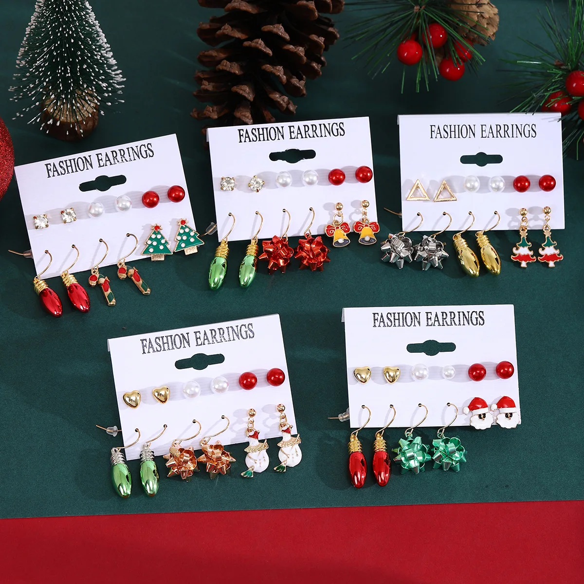 

6 Pairs Christmas Earrings for Women Santa Claus Xmas Tree Elk Snowman Zircon Dangle Earring New Year Festival Jewelry Gifts