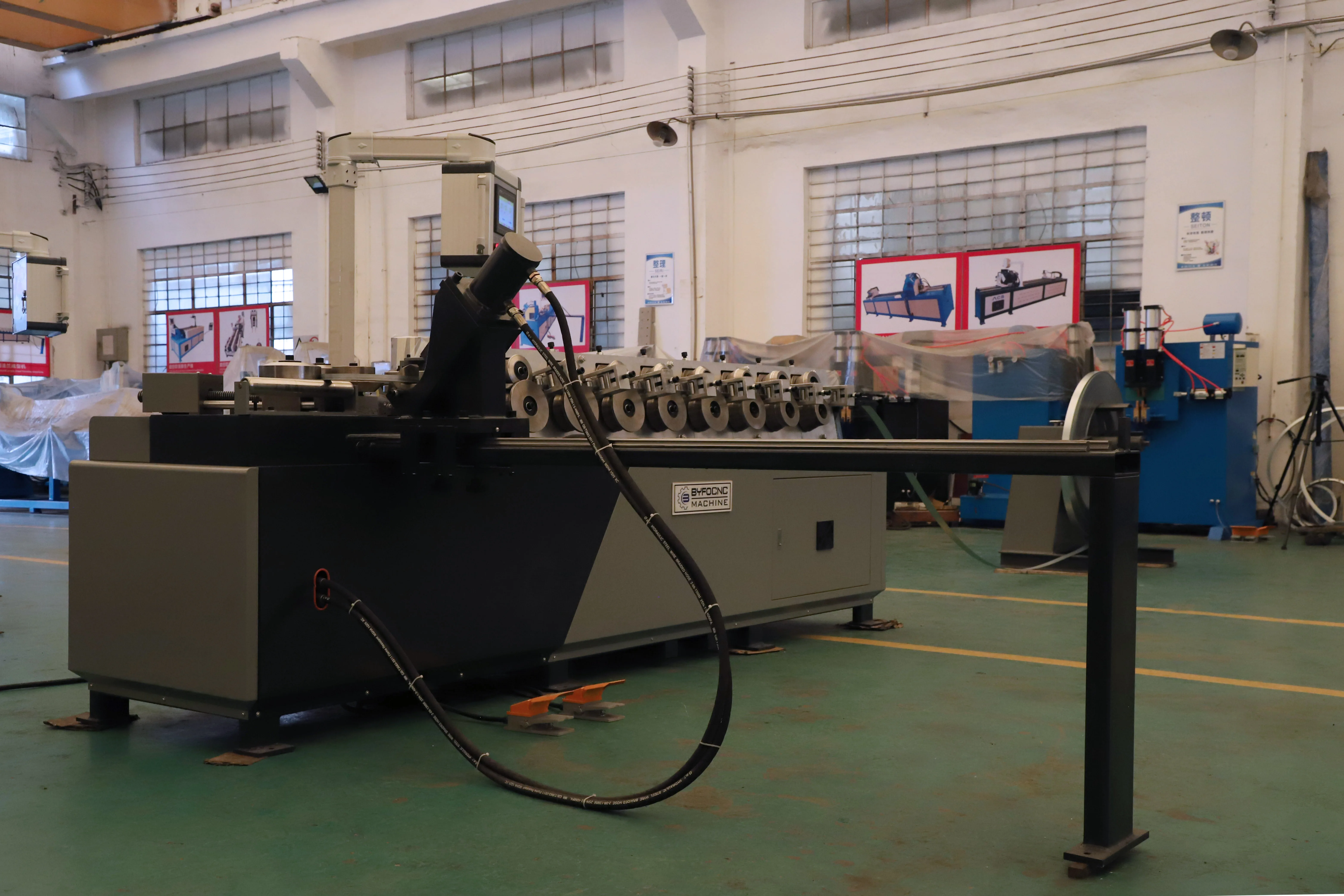 pipe manufacturing round pipe steel flange production line angle steel round flange forming machine