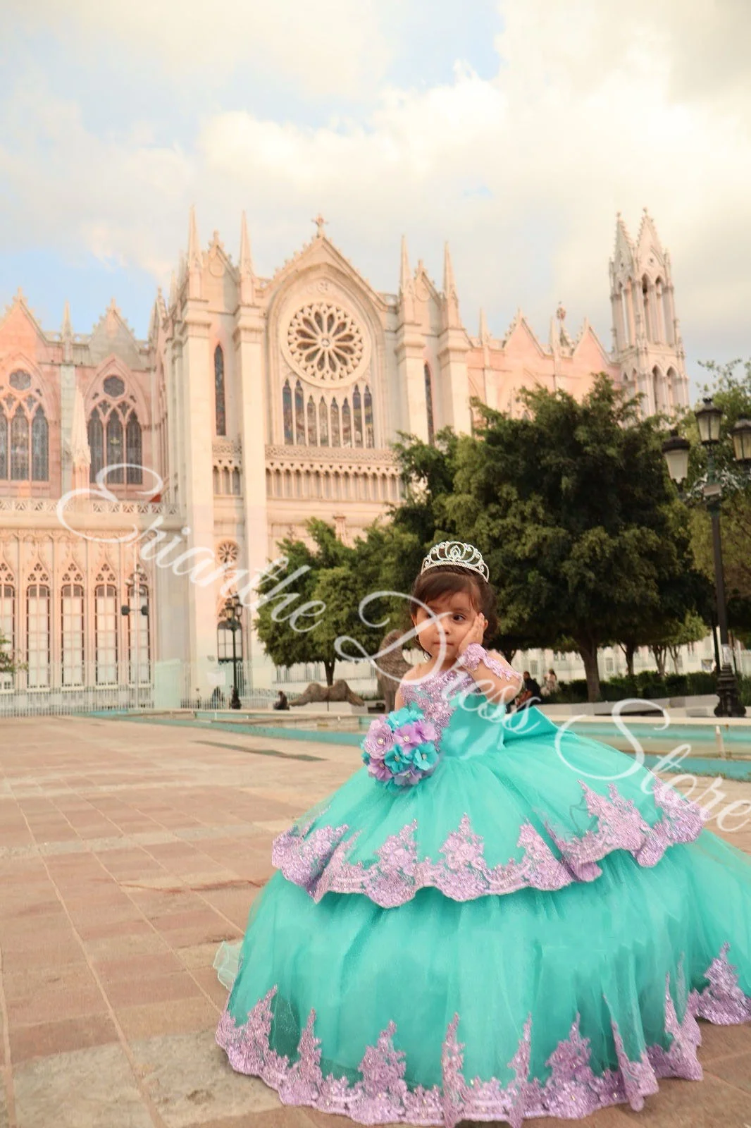 

Элегантное платье с цветочным узором для девочек на свадьбу, кружевное тюлевое платье с аппликацией, пышное сверкающее детское бальное платье для дня рождения, первого причастия