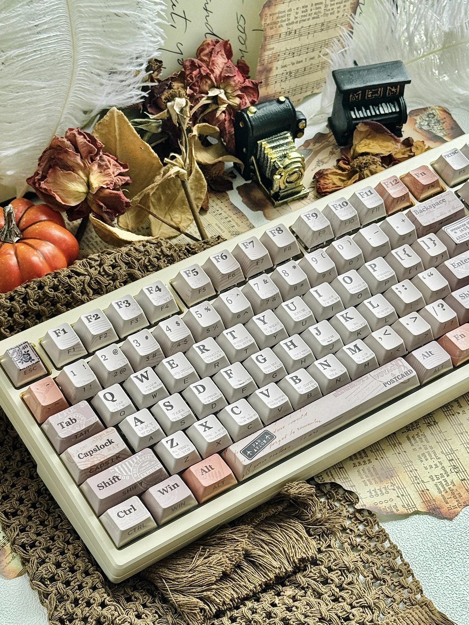 Imagem -02 - Jkdk-side-gravado Translúcido Keycaps Teclado Mecânico Pbt Original Cinco Lados Sublimação 75 87 104 1999