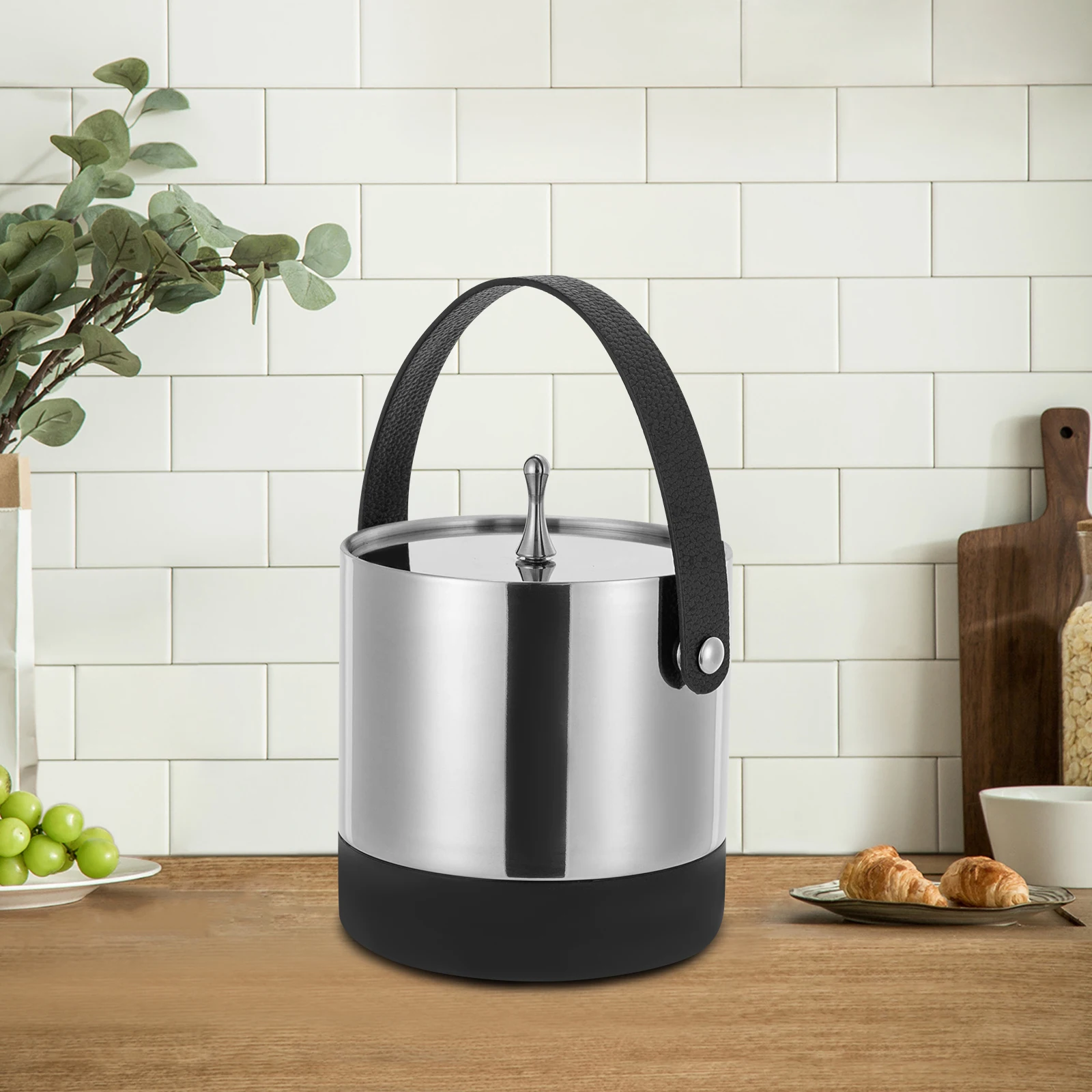 

Stainless Steel Ice Bucket with Strainer & Lid,1.4L Double-Wall Insulated, Non-Slip Base(Silver)