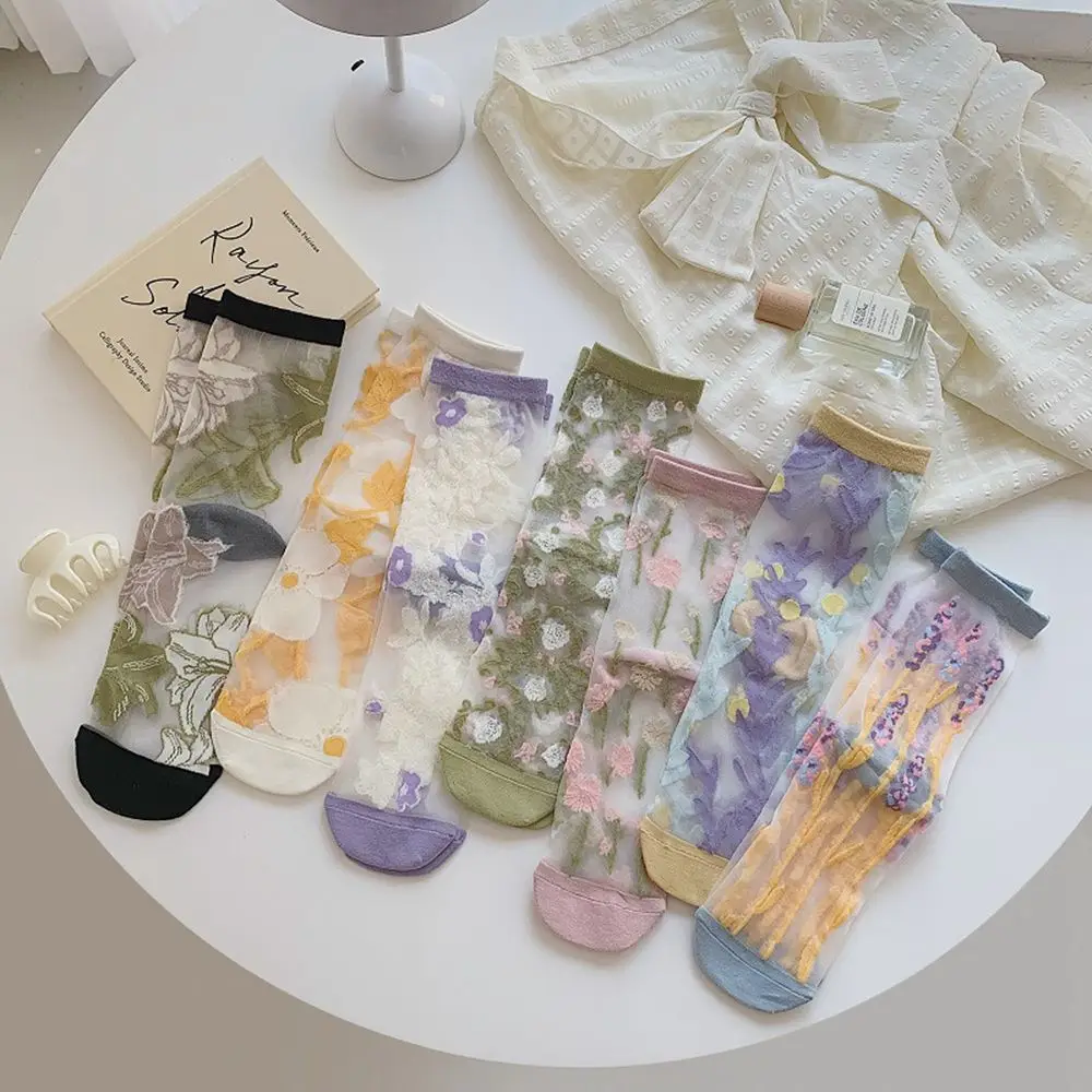 Breathable Ultra-thin Crystal Silk Socks Mesh Embroidery Korean Middle Tube Socks Floral Hosiery Women's Socks Flower Socks