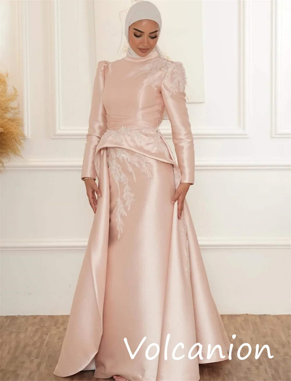 Customized Classic Exquisite Charmeuse Sequined Pleat A-line High Collar Long Dresses Bespoke Occasion Retro