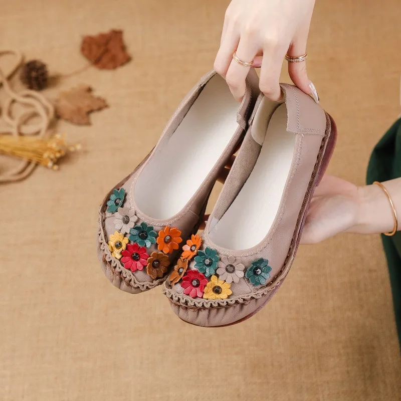Primavera nuovo arrivo in pelle da donna mocassino ballerine da donna mocassini fiore femminile piatto scarpe quotidiane donna flattie slip on scarpe