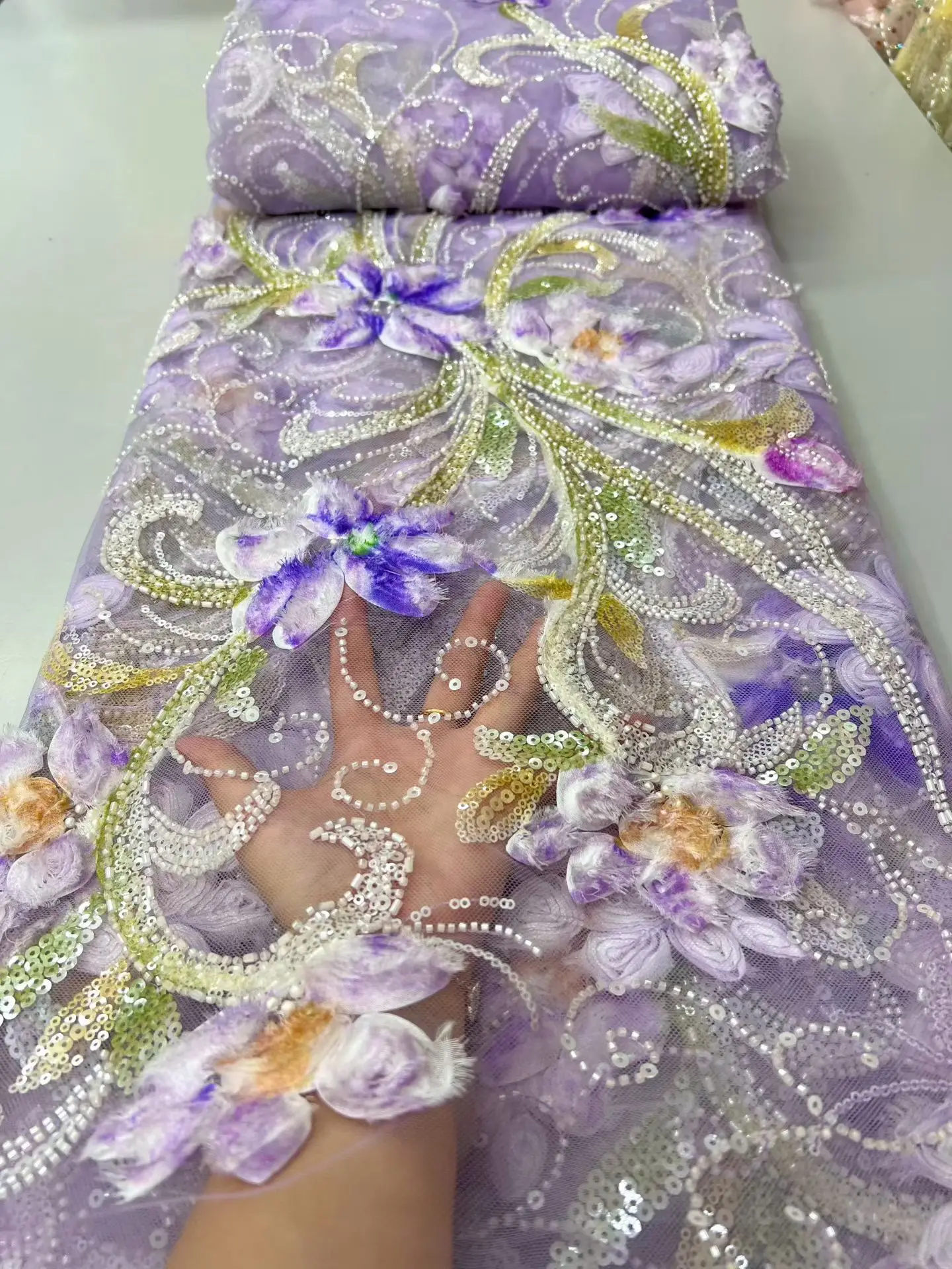 

Luxury 3D Lace Fabric 5 Yards 2025 High Quality With Bead Embroidered Lace French Nigerian Sequin Lace Fabric For Dress M13-21