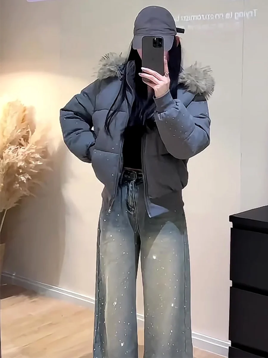 

Женская короткая пуховая куртка с капюшоном, 90% белый пух, с большим меховым воротником, теплая верхняя одежда, повседневный стиль, стандартный крой, Зима 2025