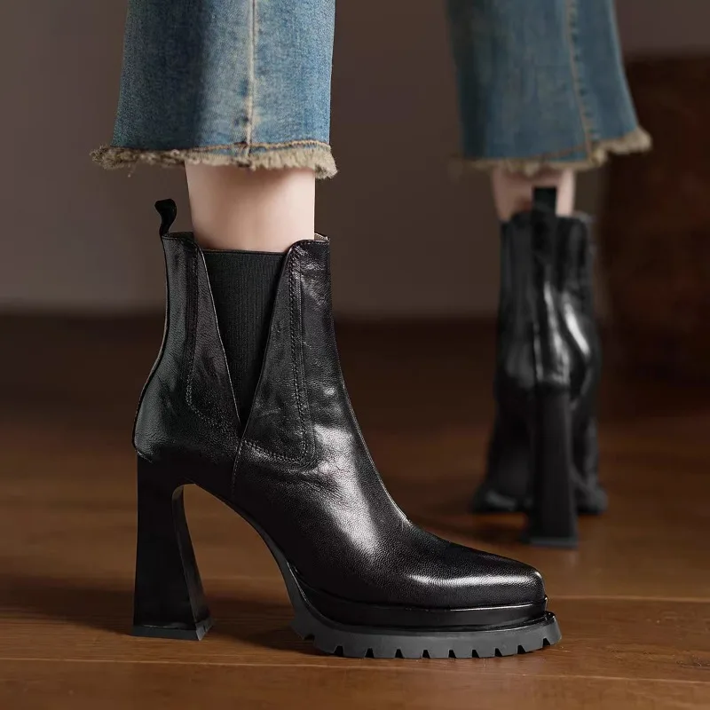 Thumbnail 3 - #23 Ranked Block Heels Picks in 2026