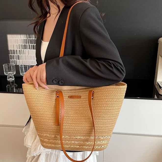 

2025 New! Women's Woven Tote Bag - Beach & Commute Edition | Large Capacity | Stylish Resort Style | Crossbody
