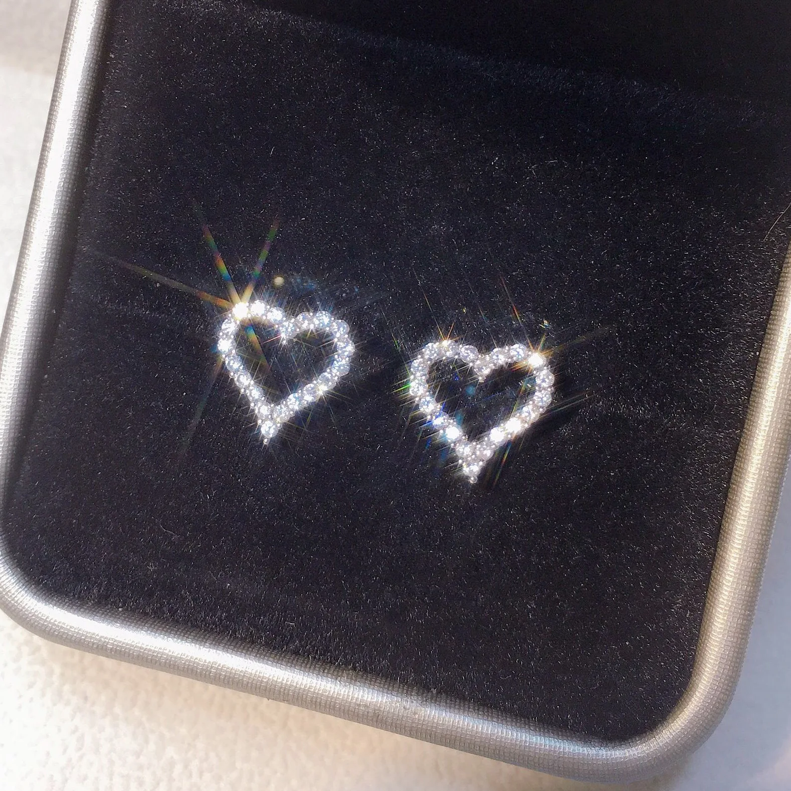 

Heart 925 Sterling silver Ear Stud Earrings for Women Wedding Fashion pave full diamond Travel Simple Jewelry Party Girl Gift