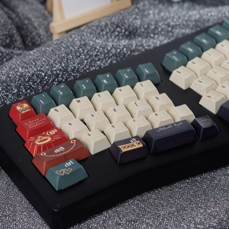 Mechanische Tastatur-Tastenkappen, individuelles Kirschprofil, PBT, fünfseitiger Sublimationsprozess, 141-Tasten für Gaming-Tastatur-Tastenkappen
