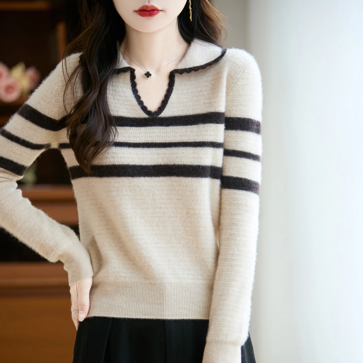 

High end woolen sweater with women's collar and versatile knitwear, striped loose and slimming base sweater