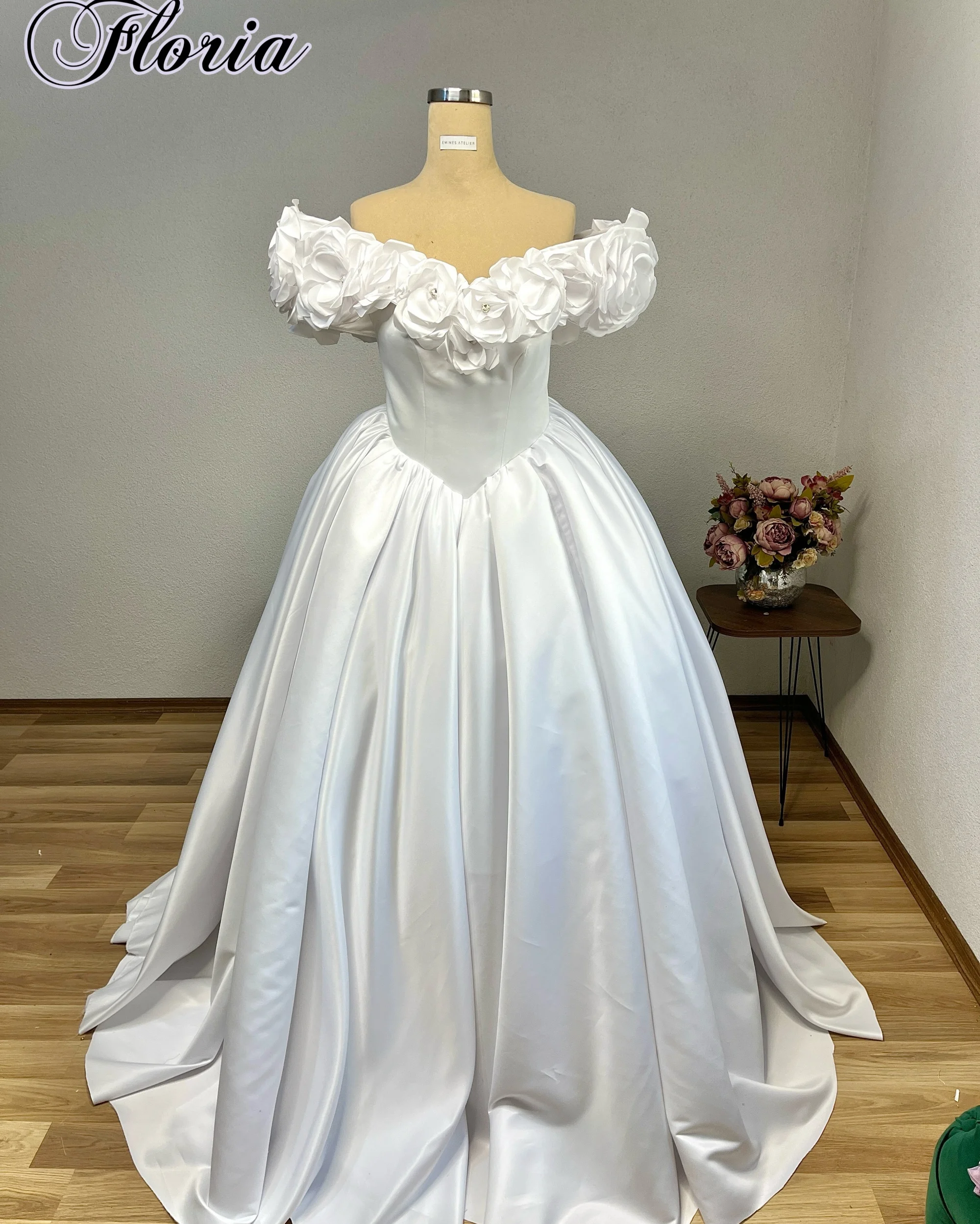 Simple White Garden Wedding Dresses For Women Off Shoulder Country Brides Dresses With Flowers Vestido Blanco Customized TJ