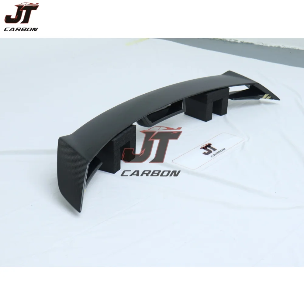 High Quality Carbon Fiber Spoiler For Ford Mustang GT view 6