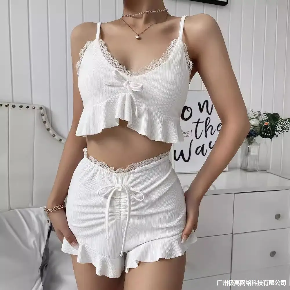 Conjunto de ropa de 2 piezas para mujer, Top sin mangas con cuello en V y volantes de encaje, Top camisola y pantalones cortos de cintura alta, ropa para el hogar