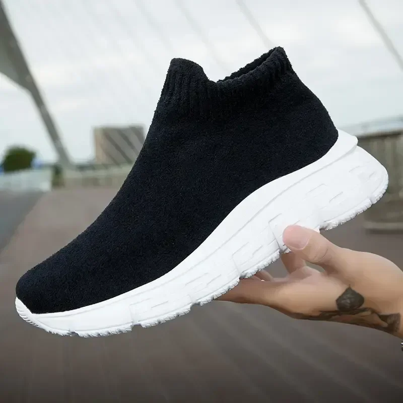 Turnschuhe Sportschuhe für Männer atmungsaktive Slip-On bequeme Männer Freizeit schuhe Mode Socken Schuhe plus Größe Zapatillas de Hombre