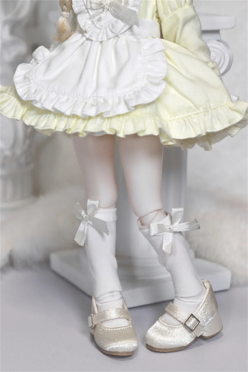BJD รองเท้าของเล่นผ้าไหมหัวกลมรองเท้าส้นสูง1/6 BJD ตุ๊กตาอุปกรณ์เสริม