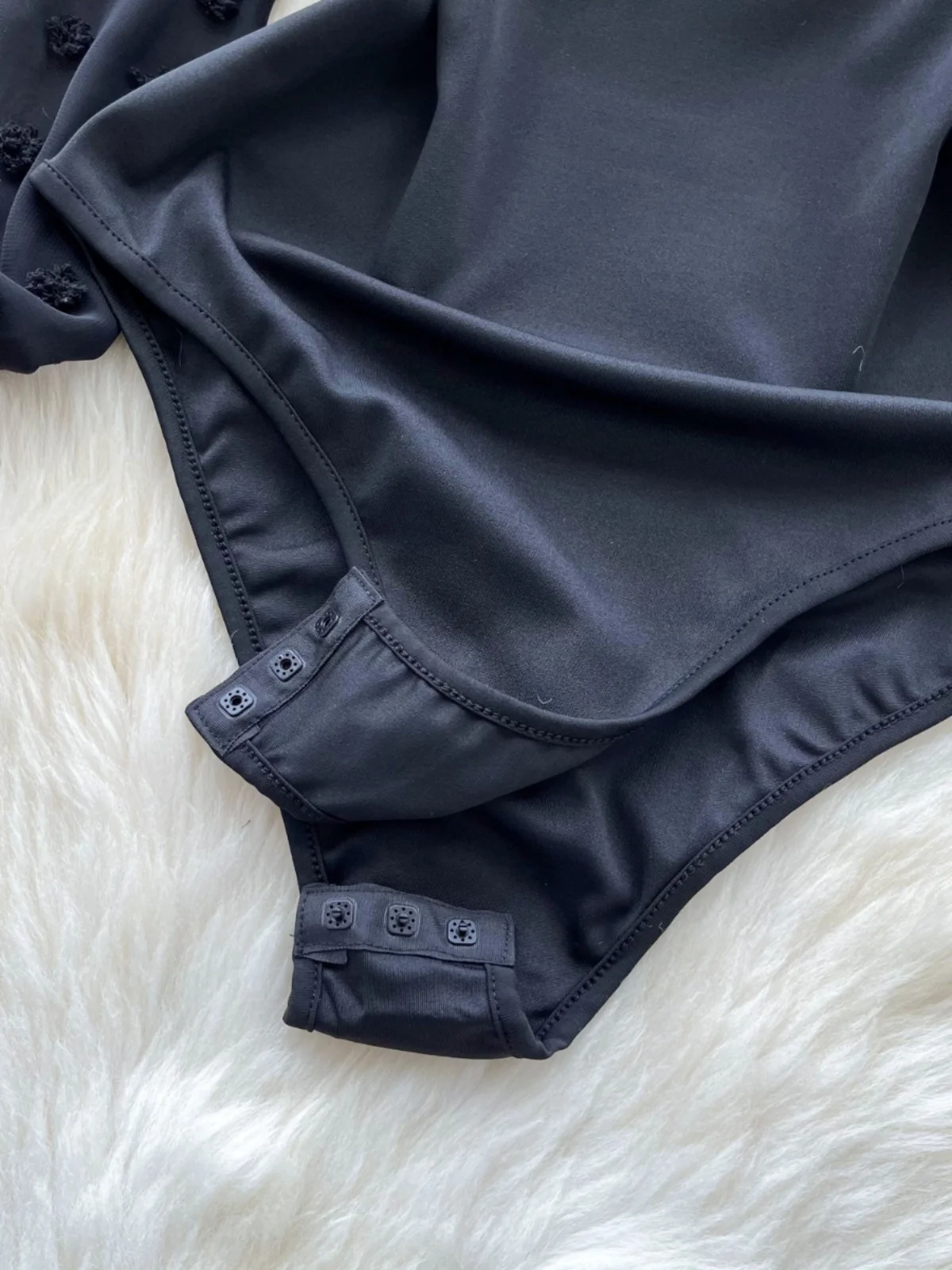 Sexy Spicy Girl Heavy Stickerei Net Long Sve Taille Cinching Schlankheitsbasis Quadratischer Kragen Top Pendeln Sle High...